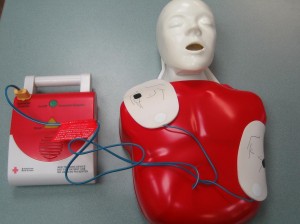 Connected AED With Manikin