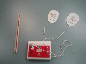 Basic Small AED Unit